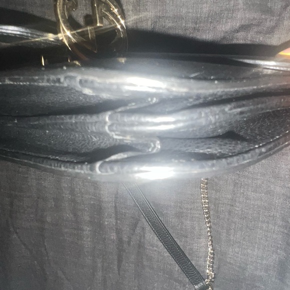 Gucci Black and Gold Crossbody Bag with Iconic GG Logo - Picture 9 of 15